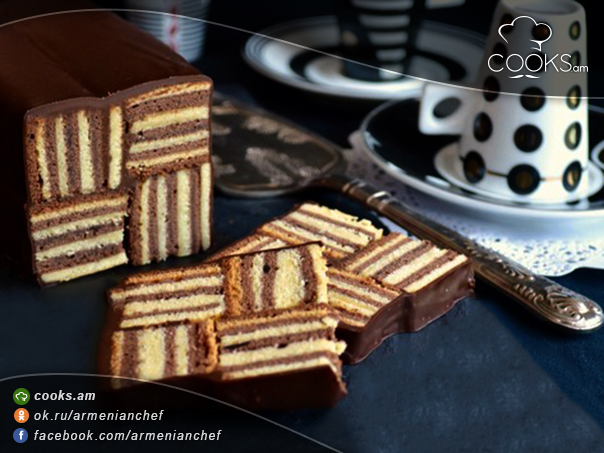 tort-sarawak-layer-cake-8